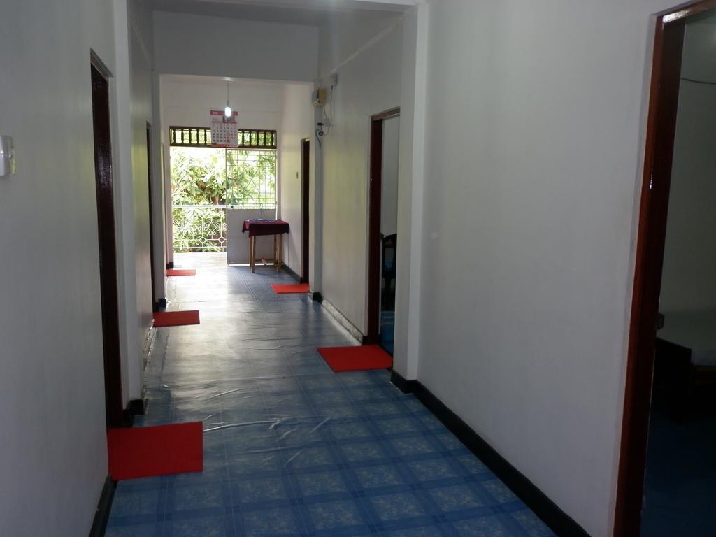Luxman Guest House Polonnaruwa Exteriör bild